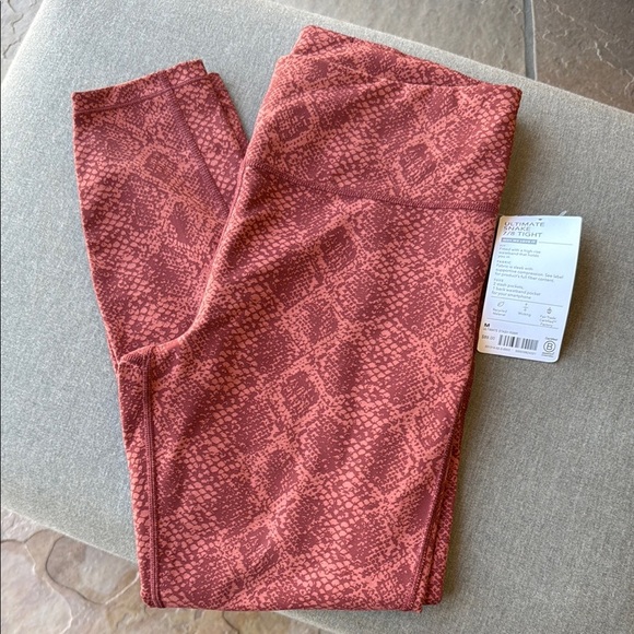Athleta Pants - Athleta Ultimate Snake 7/8 Tight NWT